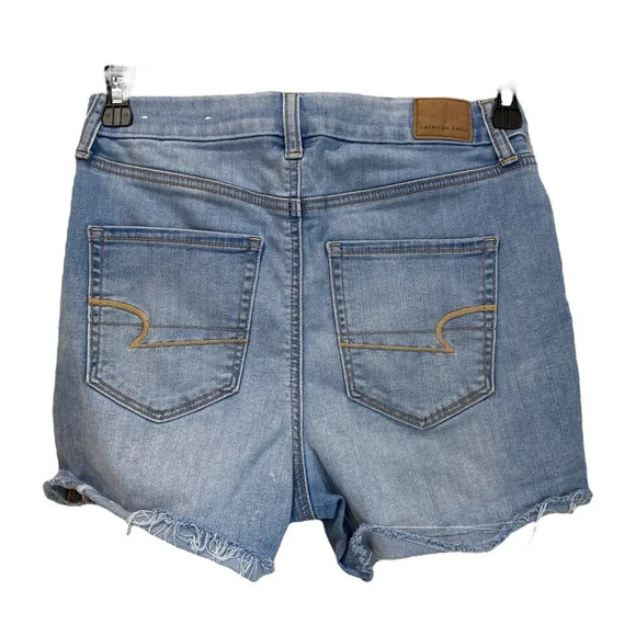 AMERICAN EAGLE Curvy Hi-Rise Shortie Jean Shorts Light Wash Size 8 Button Fly - Picture 4 of 8
